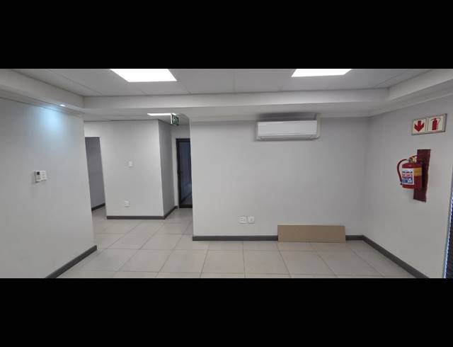173M² OFFICE TO LET IN SONHEUWEL